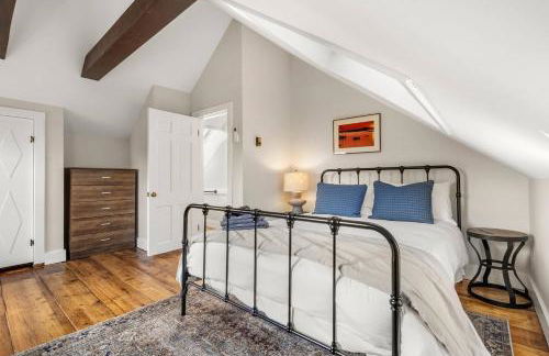 2BR Home|Downtown Rockport w/parking|Walk 2 Ocean - Foto 20