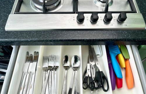 Beautiful Grade 2 Home in centre of Newcastle-St James Park FREE CITY PARKING - Foto 23