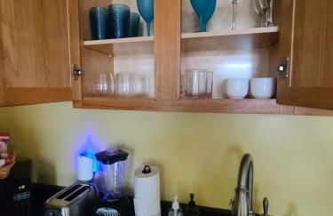 Two Duval Street Suites w parking and pool - Foto 27