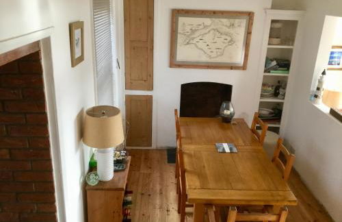 Cozy coastguard cottage with sea views - Foto 4