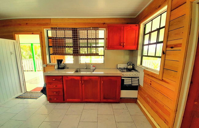 Pinard's Mountain Resort- Cottage 6 - Photo 12