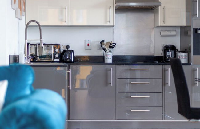 Modern 1bed with Panoramic View London - Foto 15