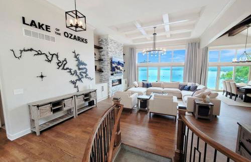 Magazine-Featured Mansion, Golf Green, Casino, etc - Foto 33