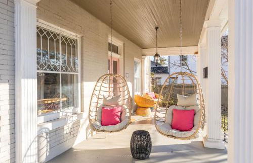 Notes of Southern Charm - Walkable to Food & Shops - Foto 6