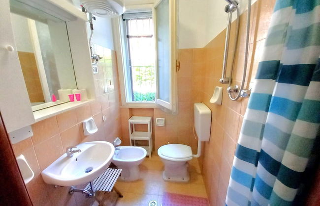 Amazing Apartment With Garden - Foto 13