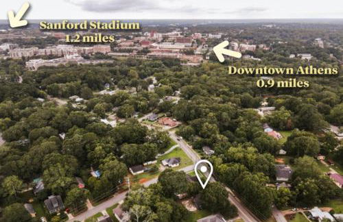 Greenway Garage with Firepit - Photo 22