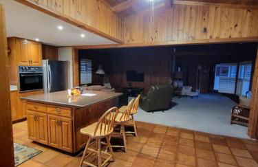 Lake House Retreat - Photo 25