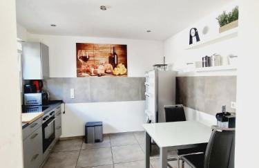 große Wohnung mit zwei Schlafzimmern und Terrasse in Bonn - Foto 9