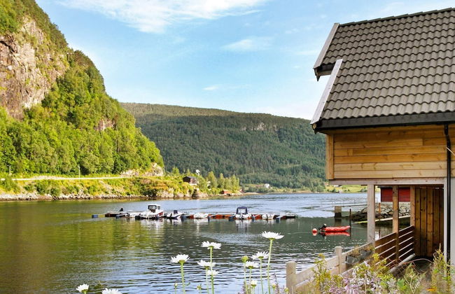 Holiday Home in Leirvik I Sogn - Foto 1