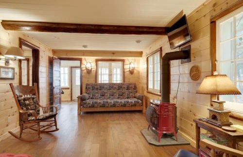 Peaceful Nature Escape on Little Portage Lake! - Foto 9