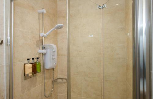 Hillside Studio - Photo 13