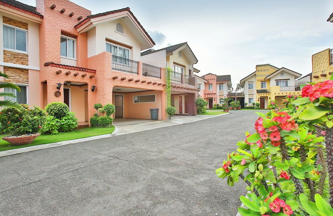 Crown Regency Suites & Residences - Mactan - Photo 48