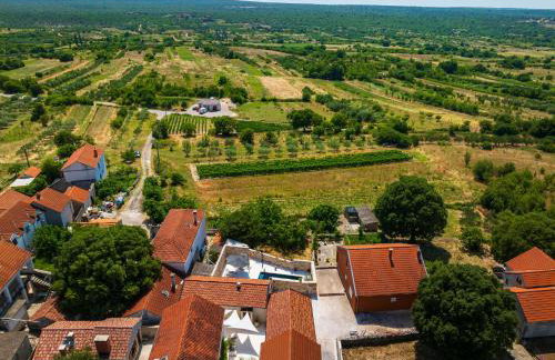 Cortile House - Photo 20