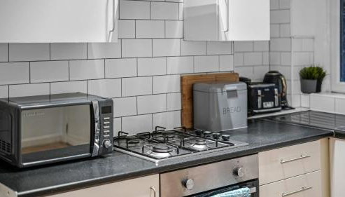 Brilliant 2 Bedrooms Flat Next to The Station - Foto 4