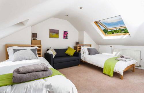 Stylish Central Bath House with five bedrooms - Photo 29