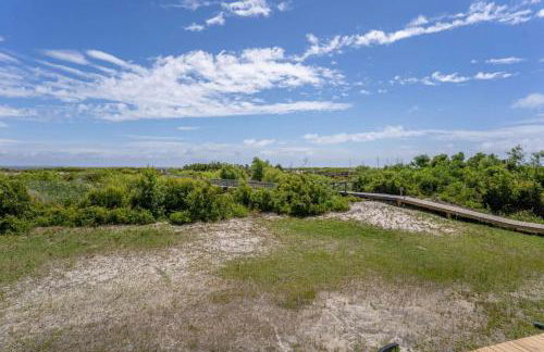 Ocean Front on Harbor Island - Foto 28