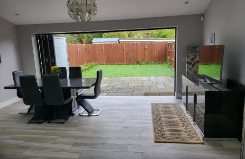 3 bedroom spacious house with parking - Foto 5