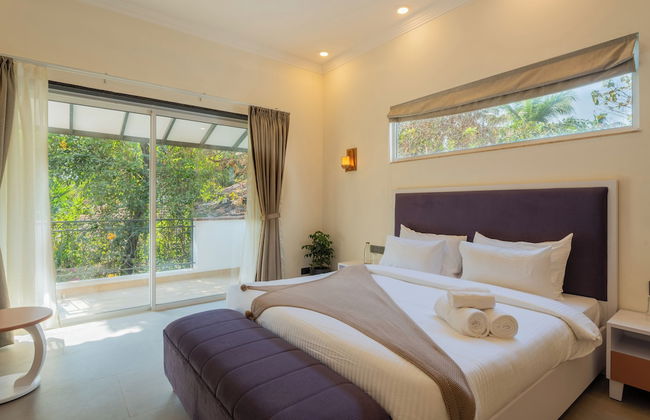 ELIVAAS Laguna Camellia | Luxe 4 BHK Villa Near Popular Beaches with Private Pool - Photo 22