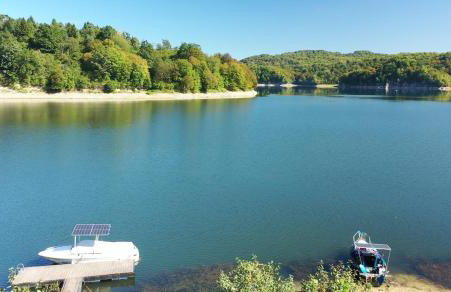 Brama Sanu - z prywatną linią brzegową Jeziora Solińskiego - pomosty - pontony - basen sezonowy - Foto 3