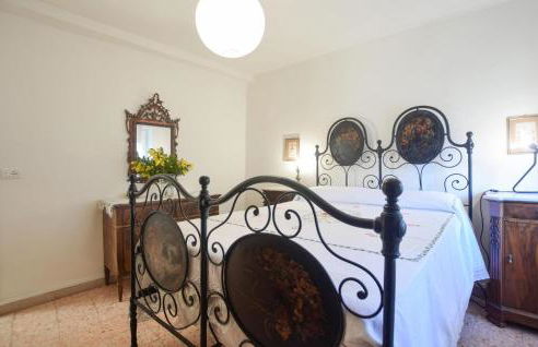 2 Bedroom Amazing Home In Casoli - Photo 19
