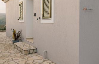 Vasilopoulos Residences - Villa Anthia with jaccuzzi & Villa Emelia with shared pool - Foto 18