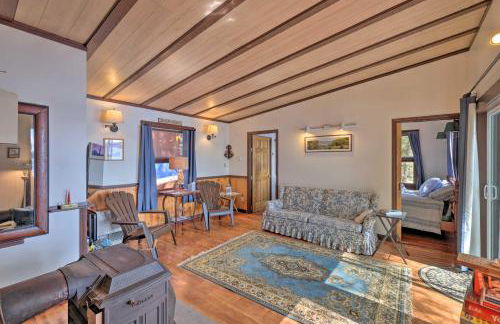 Lakefront Hartford Cabin with Canoe and Boat Ramp - Foto 4