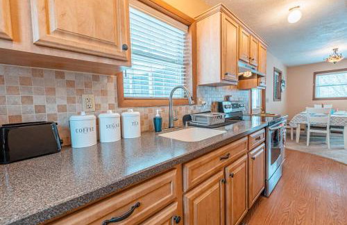 PoconoChalet-Hot Tub-Grill-Firepit-Games - Foto 26