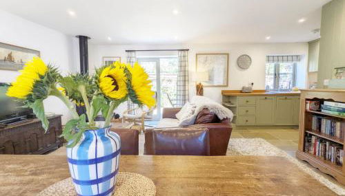 Hearnesbrook Barn , Emsworth - Photo 5