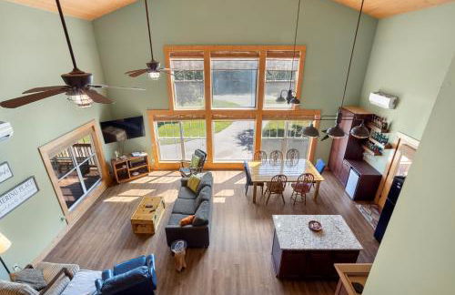 Pool Retreat Waterfront 6 Bedroom Boat Ramp Game Room Pass Christian Home - Foto 16