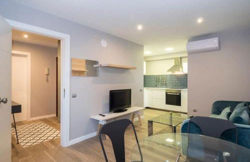 BeBarceloner Sant Andreu Apartments - 1 bedroom with terrace - Photo 21