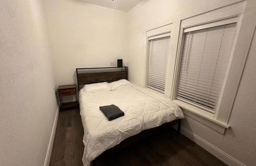 #1 - 5BR 1BA - Unit A - Private Entire Home - WiFi - Foto 39