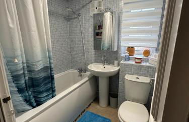 Cosy entire one bedroom hideaway - Foto 8