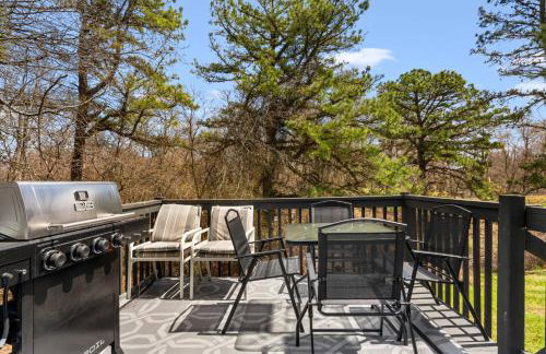 Emerald Lakes Poconos Retreat Game Room, Firepit & Sleeps 10 - Foto 79