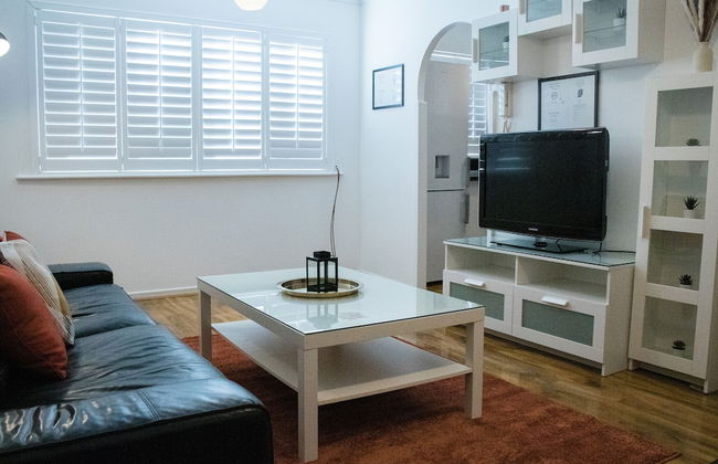 Charming 2-bed Fully Furnished Apartment in London - Foto 16