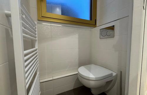 Luxury Paris Apt, Eiffel View, Golden Triangle - Photo 14