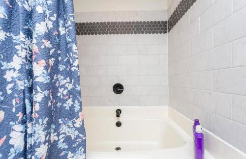 Waterfront 5 Br Pool Hot Tub Pavilion Fire Pit - Foto 32