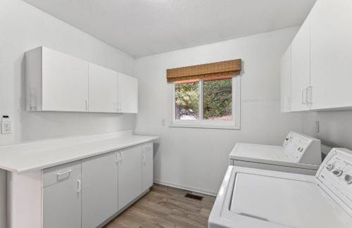 Above Par - Quiet & Private Retreat | Parking + Lake Views - Foto 25