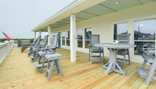 Steps to Bolivar Beach Home with Deck and Grill - Foto 2