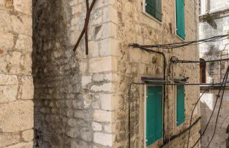 Golden Gate Luxury Rooms - Unique UNESCO Location - Photo 34