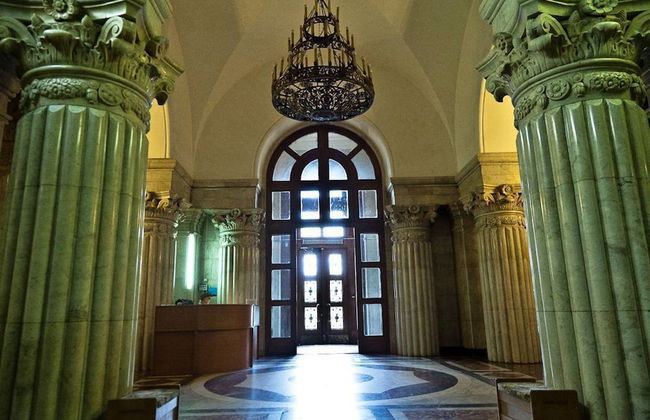 LUXKV Apartment on Kudrinskaya Square - Photo 2