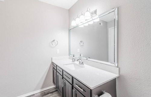 SoCo Chic Apartment Suites Close to Downtown - Foto 17