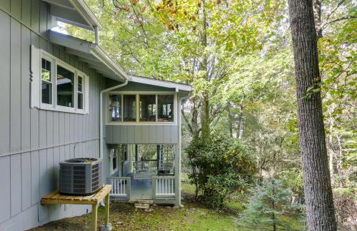 Hike, Fish and Relax Family Boone Gem with Views! - Foto 35