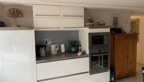 Le repos des escargots - Appartement 3 étoiles - label Qualidog - 1 à 6 personnes avec jardin ombragé et aménagé - Foto 4