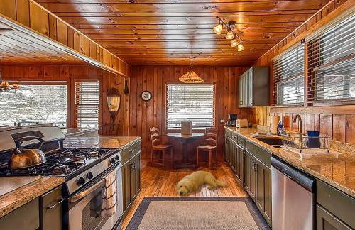 Lakefront Adirondack Cabin - Dock - Canoe - 10 min to Lake Placid - Photo 9