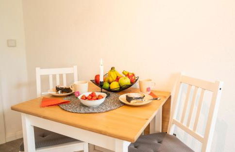 MD-4 Dodendorfer 88 - Nähe Uni Klinik - 2 Schlafzimmer - Smart TV - Schlafsofa -Voll ausgestattet - Foto 14