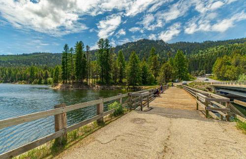 Prime Snowy Retreat Mins to Tamarack and McCall! - Foto 26