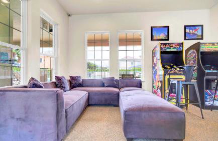 Trendy Thematic 3BR Townhouse with Private Pool - Foto 52