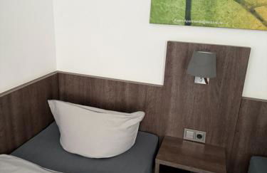 Im Tal 2 Haus - 2 WE, 5 SZ,3 Bäder, 11 Betten - Klimaanlage - Foto 14