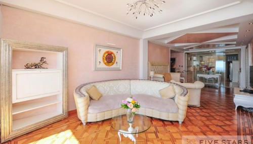 Le Majestic Promenade - Five Stars Holiday House - Foto 4