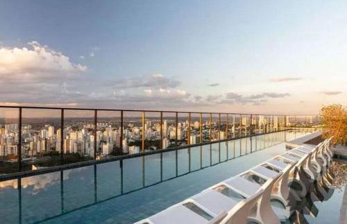 Lindo flat em prédio luxuoso - Excelente localização - Foto 27